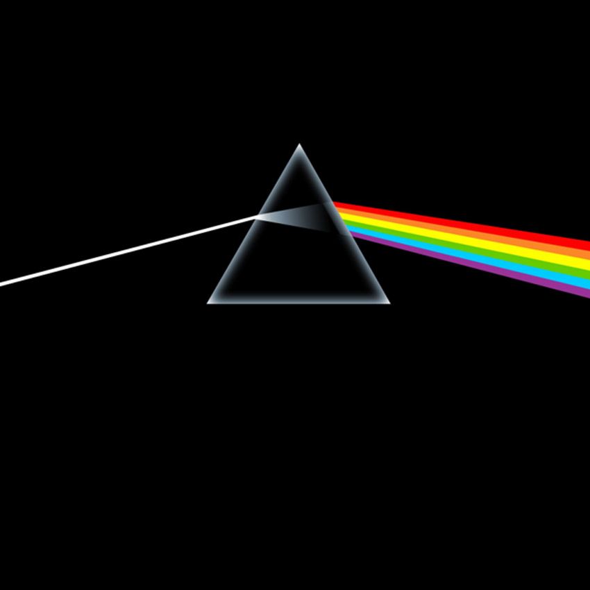 Carátula de disco de portada en fondo negro con un triángulo en el cual pasa una luz y se transforma en muchas otras luces.