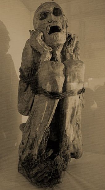 Momia peruana expuesta en el Musée de l’Homme (París)